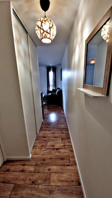 Logement Entier : Appartement Montevrain Exterior photo